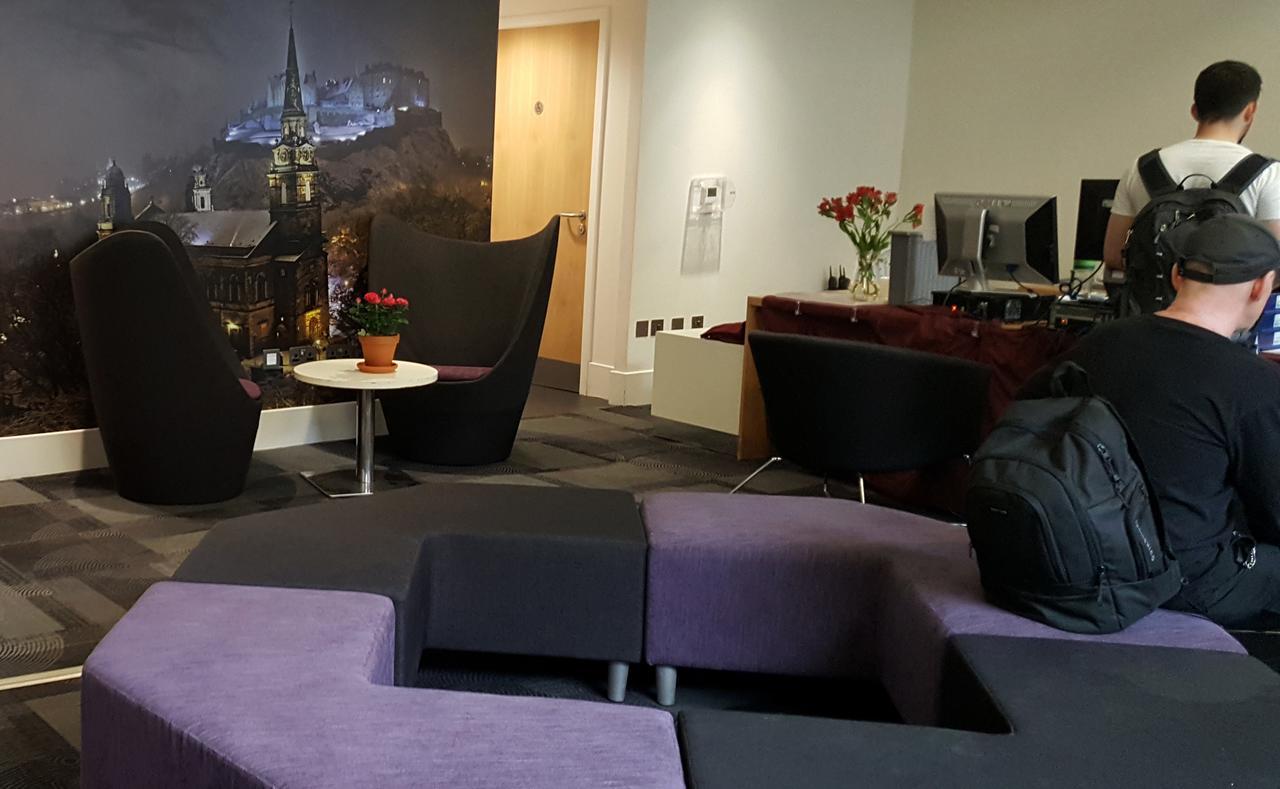 Edinburgh Metro Hostel ภายนอก รูปภาพ